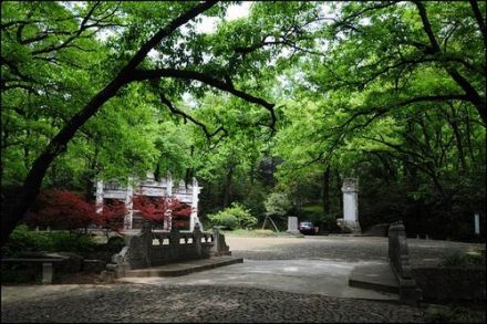 谭延闿墓广场