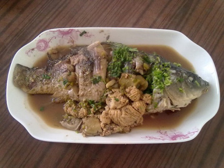 炖鲤鱼