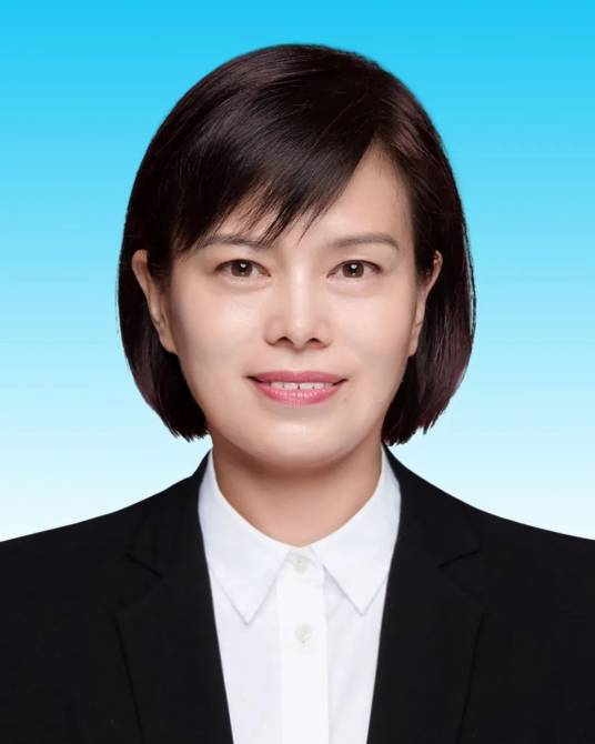苏霆