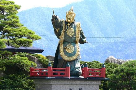 日本严岛神社的高长恭塑像