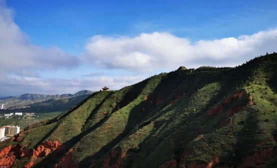 桃花山
