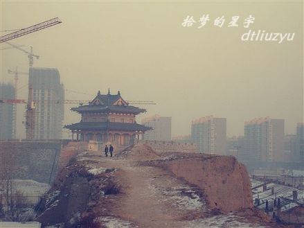 东南角楼