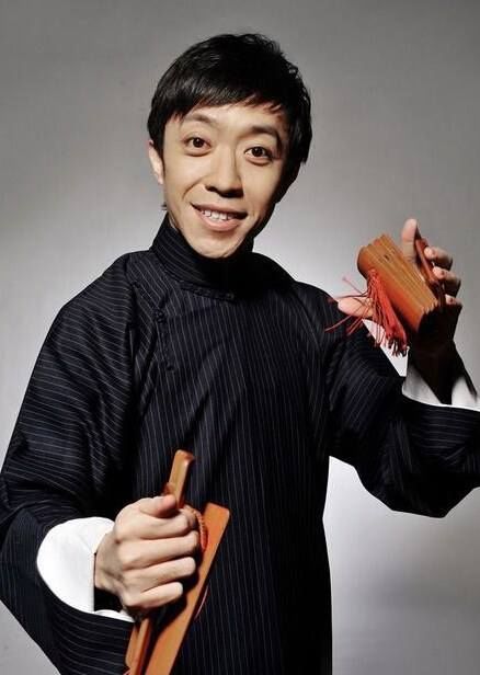 李菁