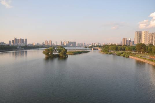 鄂尔浑河
