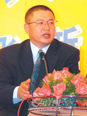 严晓群
