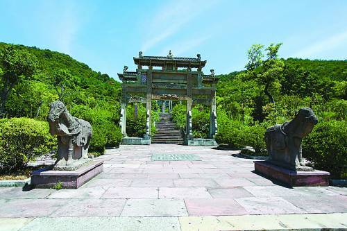 东钱湖石刻