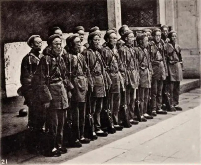1872年宁郡卫安勇，约翰·汤姆逊摄