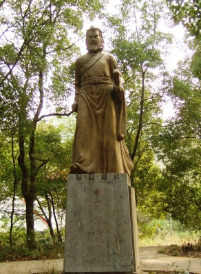 熊廷弼雕像
