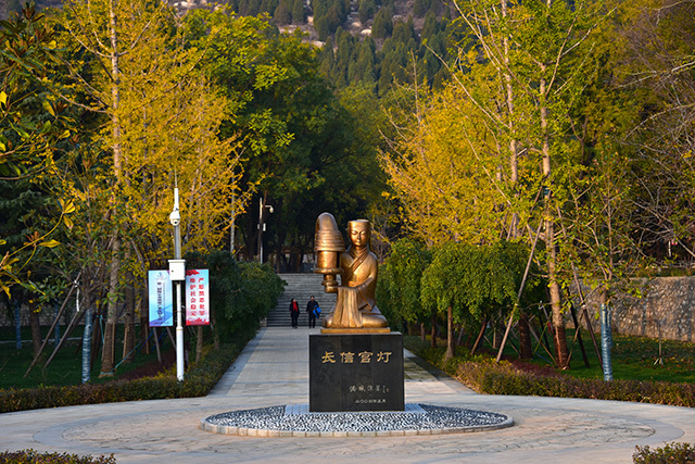 满城汉墓
