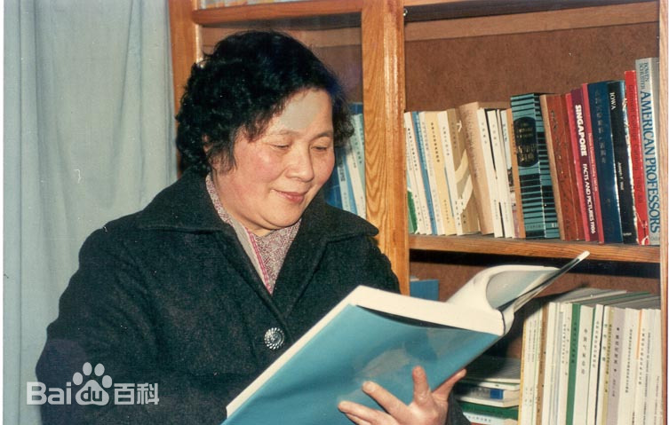 陆渝蓉