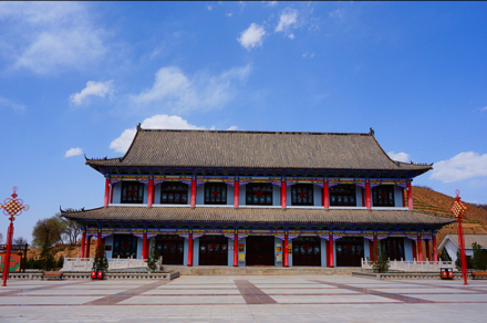 山城堡战役纪念馆