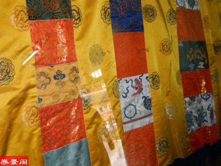 复制福建宁德华严寺明代云锦紫衣金龙袈裟