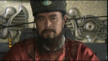 电视剧《苏东坡》中的陈希亮，在公堂审案
