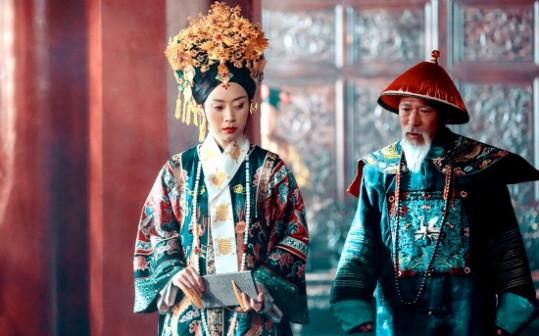 《龙之战》中的慈禧（范志博饰）