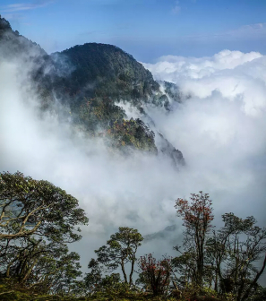 峨眉山秋景