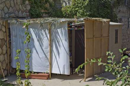 住棚节搭建的住棚