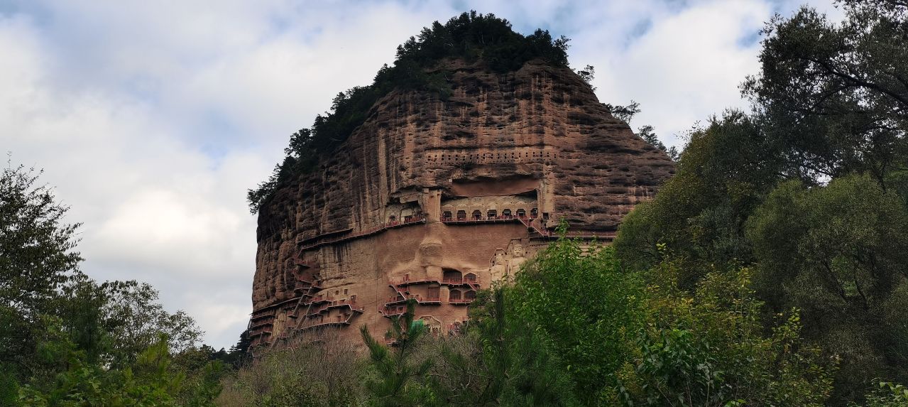 麦积山石窟