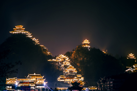 蚩尤九黎城夜景