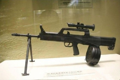 95-1式班用机枪
