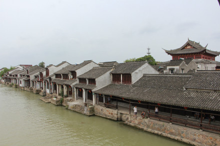 荻港村