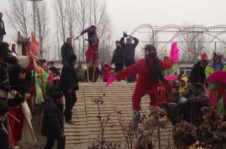 南王力村高跷会