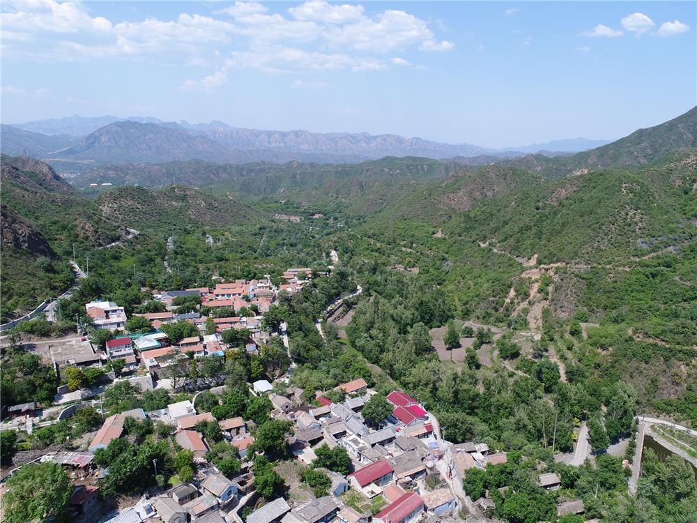 俯瞰马栏村