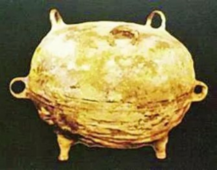 青铜圆盖鼎