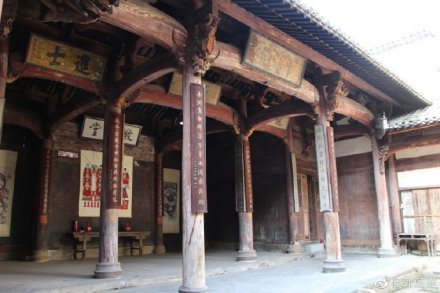 门厅