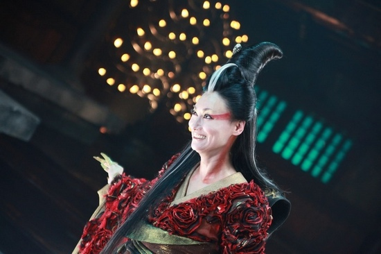 《倩女幽魂》中饰演树妖姥姥