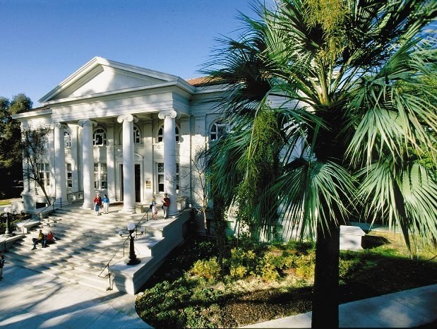波莫纳学院