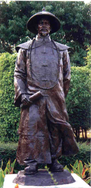 越秀南粤先贤公园的阮元塑像（在两广总督任上） 