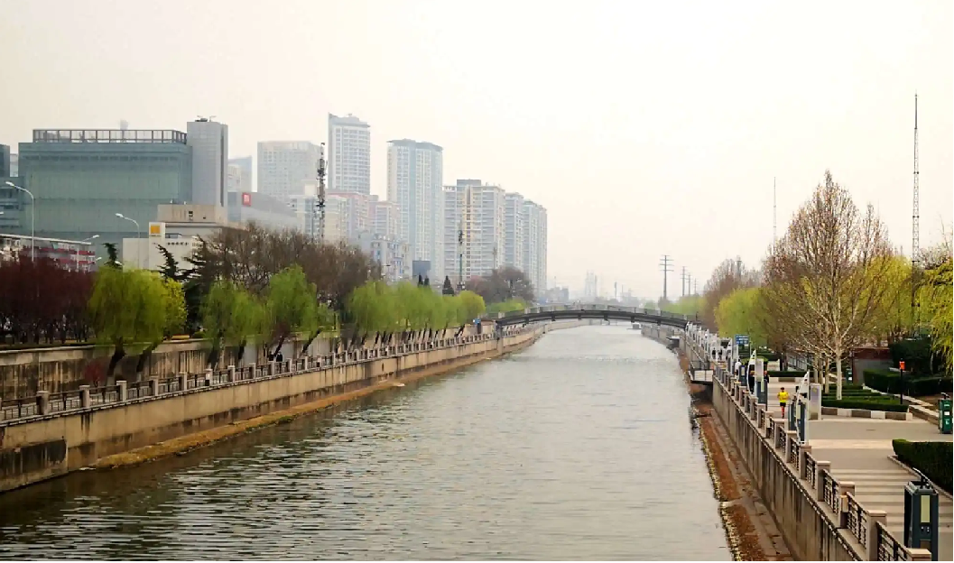 北京通惠河庆丰闸水域