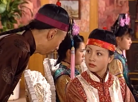 《大清特使》中饰演小扑虎