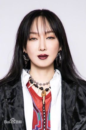 萨顶顶