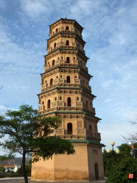 延恩寺塔