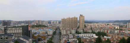 三台县城 