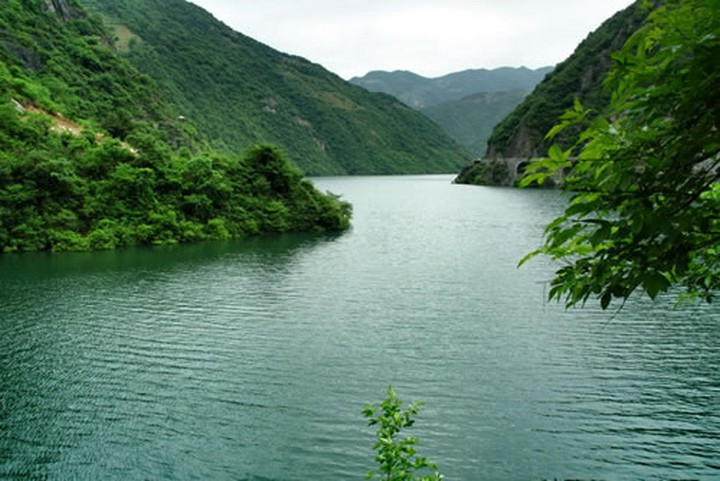 褒河石门水库上游段