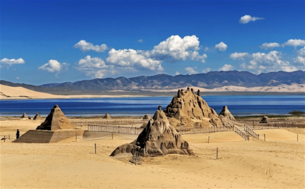 三角城遗址全景