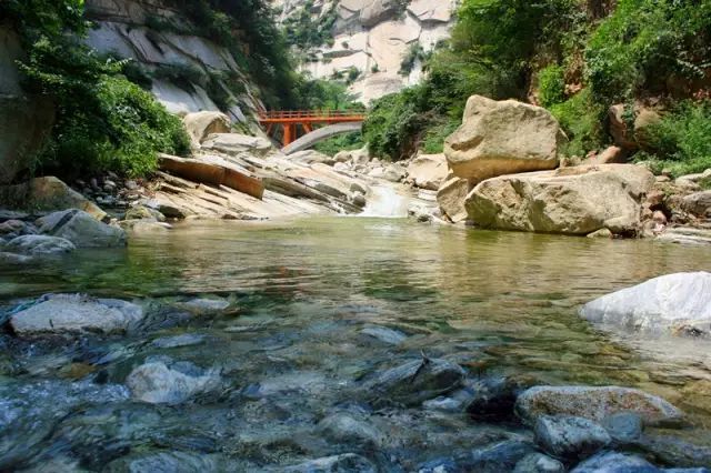 柳叶河 