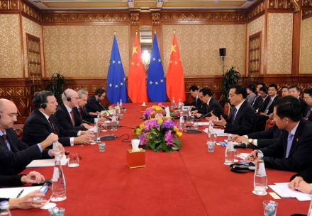中国国务院总理李克强会晤欧盟首脑 
