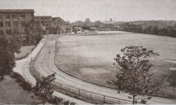 沪江大学田径运动场