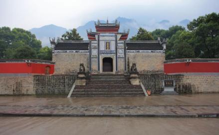 黄陵庙山门风光