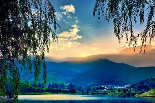 无念湖