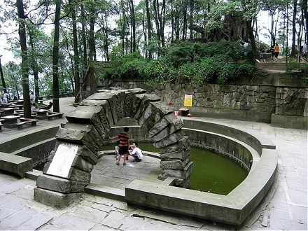 马蹄井