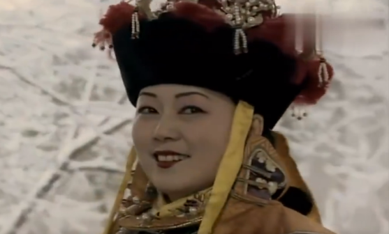 《东陵大盗》中的慈禧（徐巧敏饰）