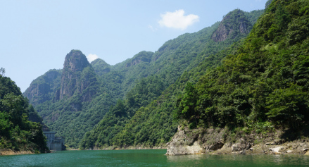 千峡湖