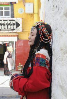 谭晶写真照