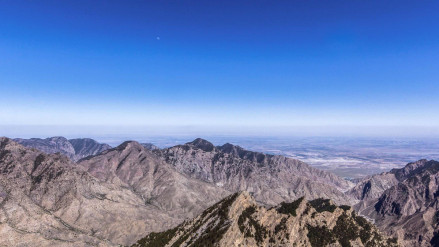 贺兰山