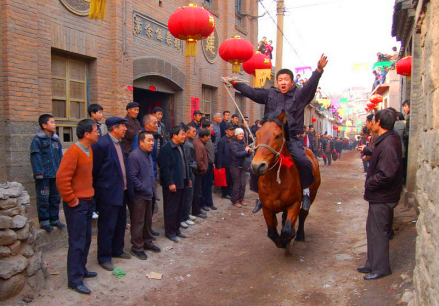 春节（娘子关跑马排春节习俗）