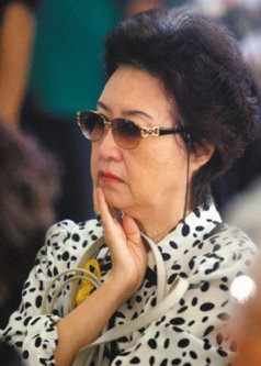张正芬